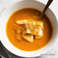 Omas H&uuml;hnerRisoniSuppe Seelenw&auml;rmer Rezept