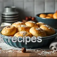 Oma's Schlei&szlig;k&uuml;chel Rezept: Bayrische Gl&uuml;cksrollen einfach backen!