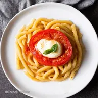 Klassischer Nudelauflauf Tomate Mozzarella emmikochteinfach