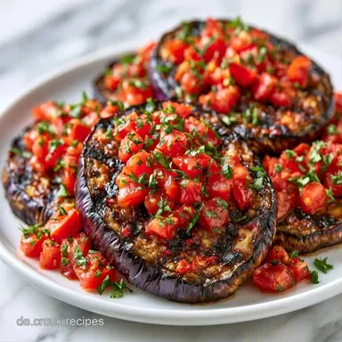 Gegrillte Auberginen mit Tomaten: 20 Min Rezeptkarte