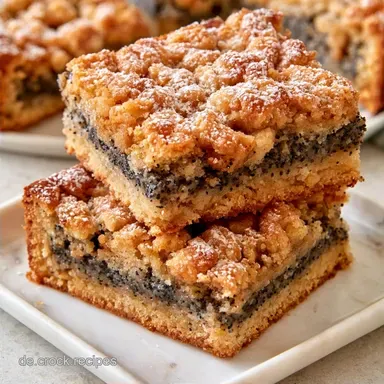 9 Mohnkuchen mit Streuseln: Saftig & vom Blech