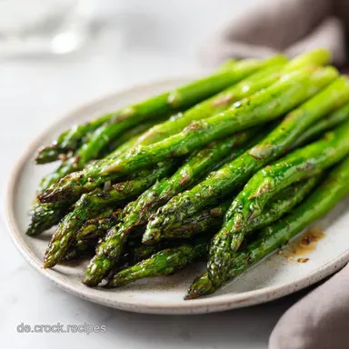 Gekochter Spargel: Anleitung f&uuml;r zarte Stangen in 30 Minuten Rezeptkarte